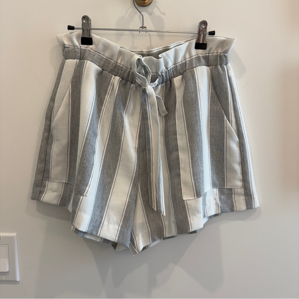 Lush High Waist Striped Shorts - Gray and White